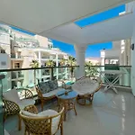 Family Pearl Eilat